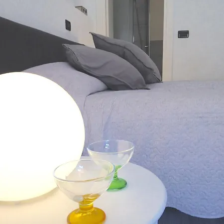 Sulla Via Delle Cinque Terre Гостевой дом Специя