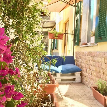 Sulla Via Delle Cinque Terre *