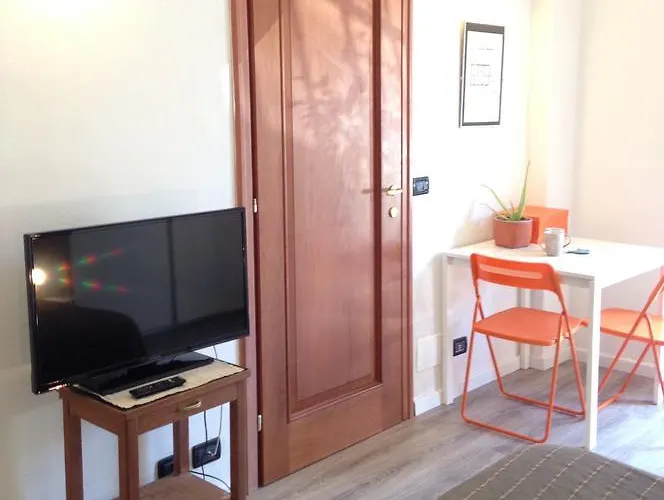 Sulla Via Delle Cinque Terre 斯培西亚